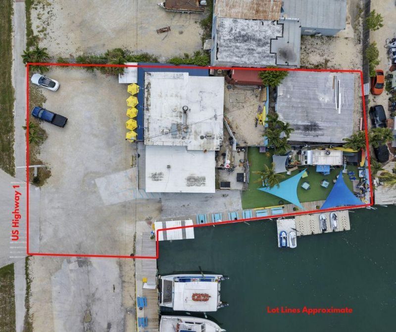 1240 Overseas Highway, Marathon, FL 33050 Photo