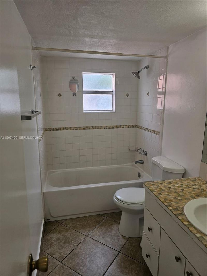 2150 SW 16th Ave, Unit 406, Miami, FL 33145 Photo