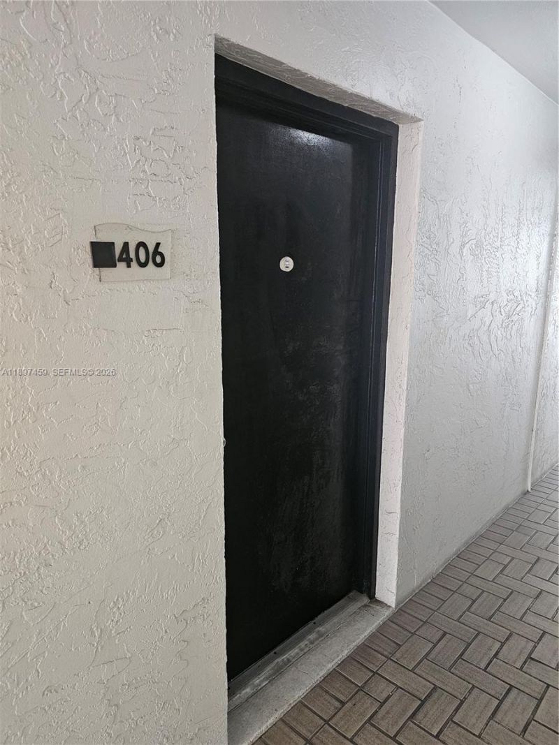 2150 SW 16th Ave, Unit 406, Miami, FL 33145 Photo