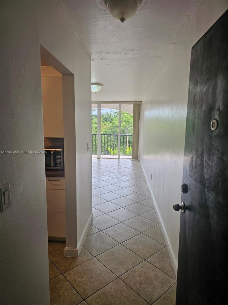2150 SW 16th Ave, Unit 406, Miami, FL 33145 Photo