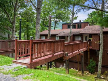 3076 Kidd Court, McGaheysville, VA 22840