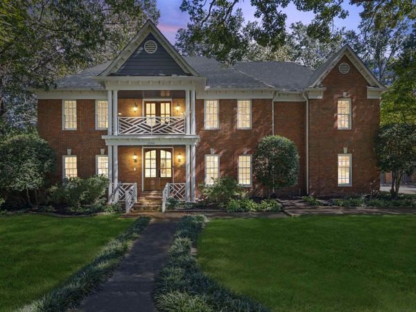 2088 DEERWOODS CV, Germantown, TN 38139