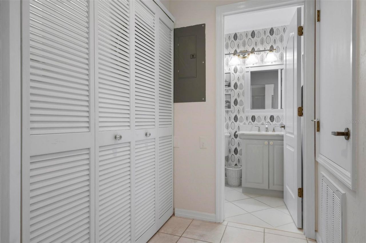 6609 Stone River Road, Unit 206, Bradenton, FL 34203 Photo