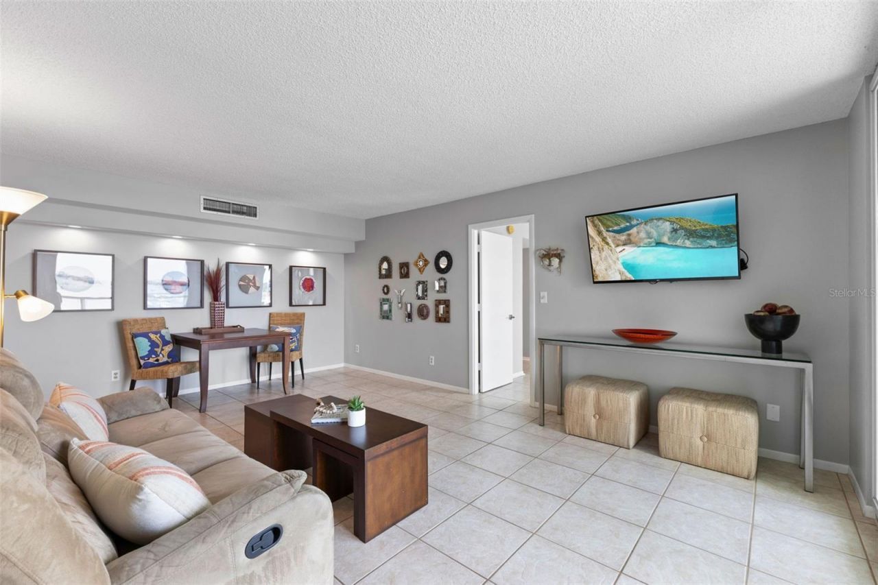 1111 N Gulfstream Avenue, Unit 6B, Sarasota, FL 34236 Photo