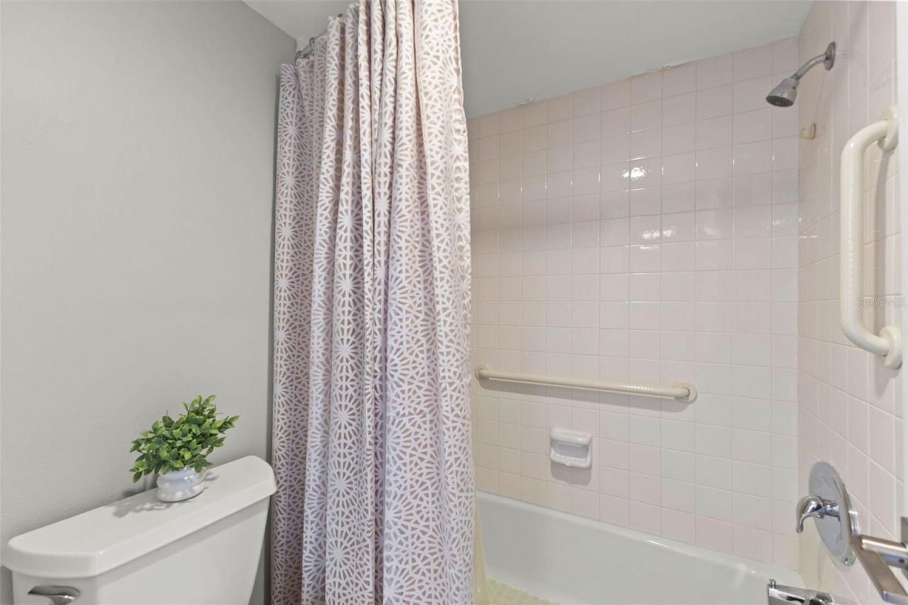 1111 N Gulfstream Avenue, Unit 6B, Sarasota, FL 34236 Photo