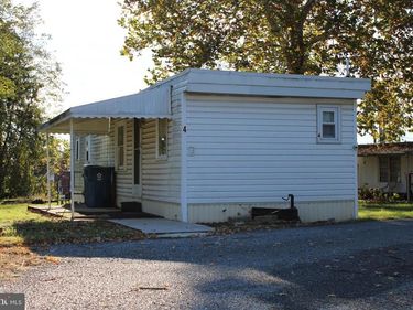 3230 OAKLAND ROAD, Unit 4, DOVER, PA 17315