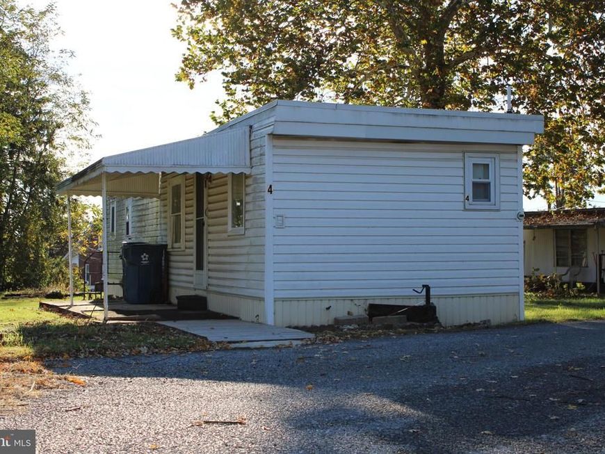 3230 Oakland Road, Unit 4, Dover, PA 17315 Main Photo