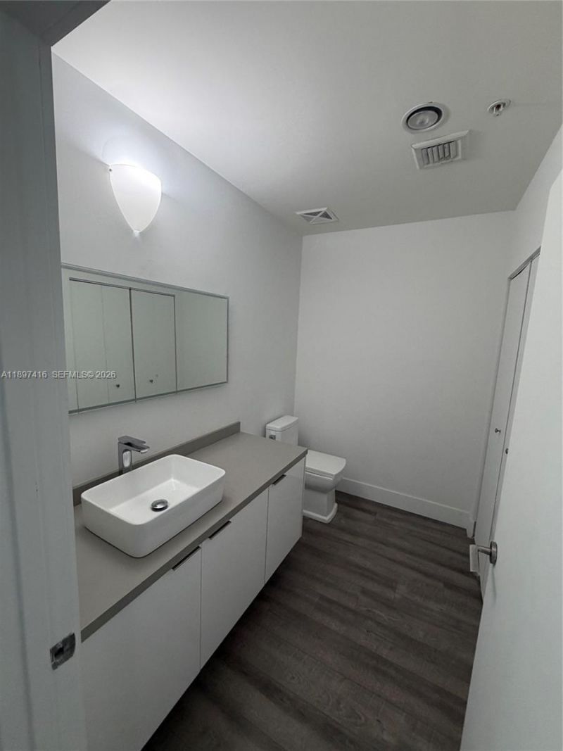 7928 East Dr, Unit 1202, North Bay Village, FL 33141 Photo