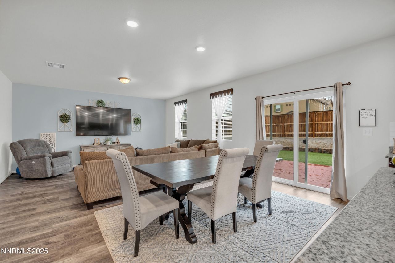 9758 Pelican Pointe Drive, Reno, NV 89506 Photo