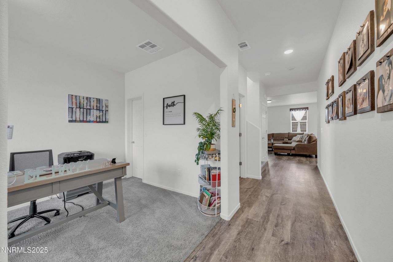 9758 Pelican Pointe Drive, Reno, NV 89506 Photo