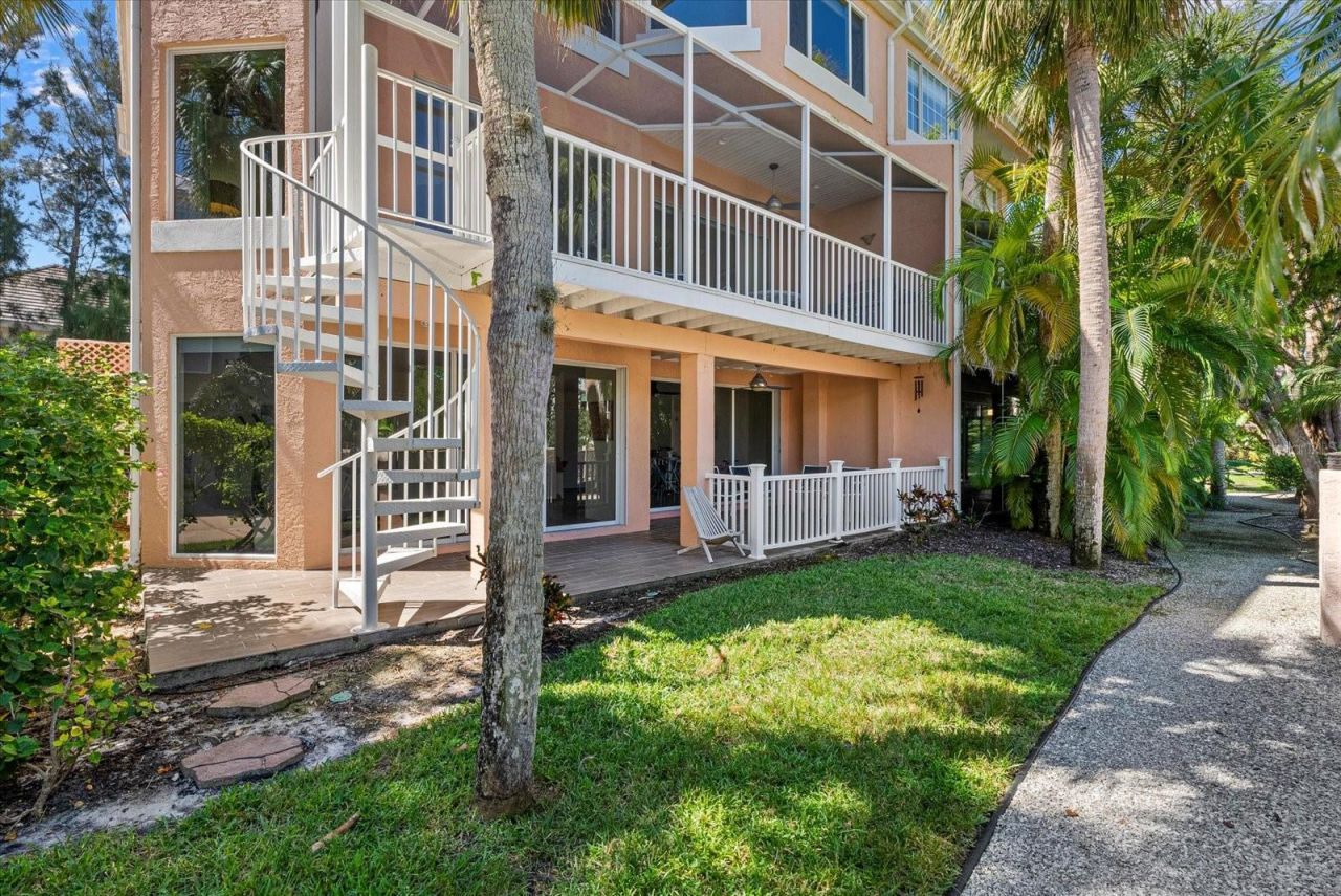 3942 Hamilton Club Circle, Unit 13, Sarasota, FL 34242 Photo