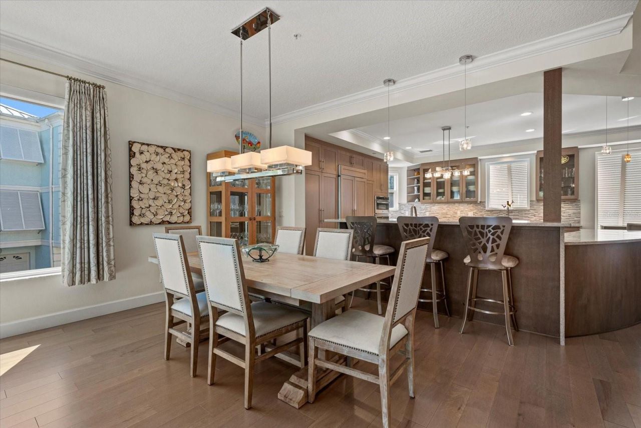 3942 Hamilton Club Circle, Unit 13, Sarasota, FL 34242 Photo