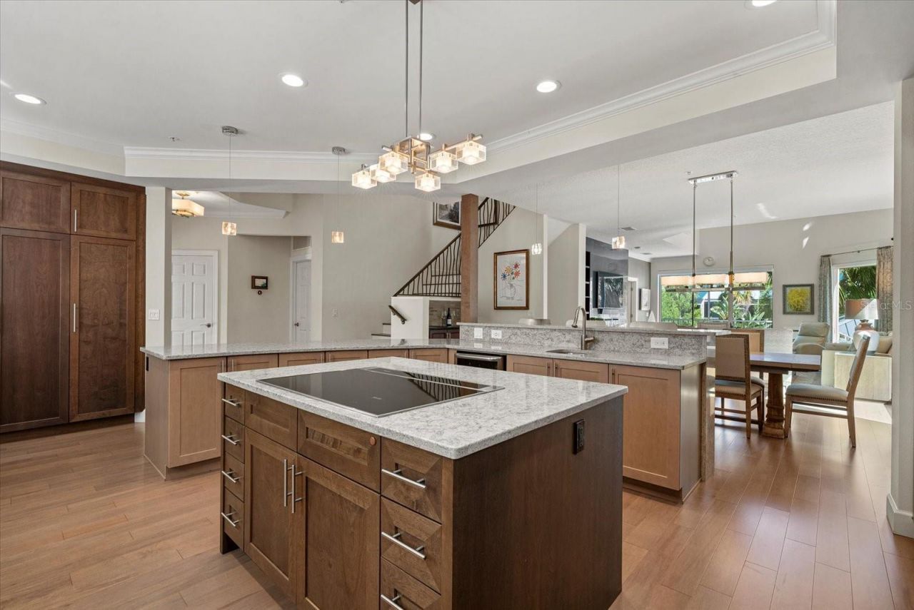 3942 Hamilton Club Circle, Unit 13, Sarasota, FL 34242 Photo