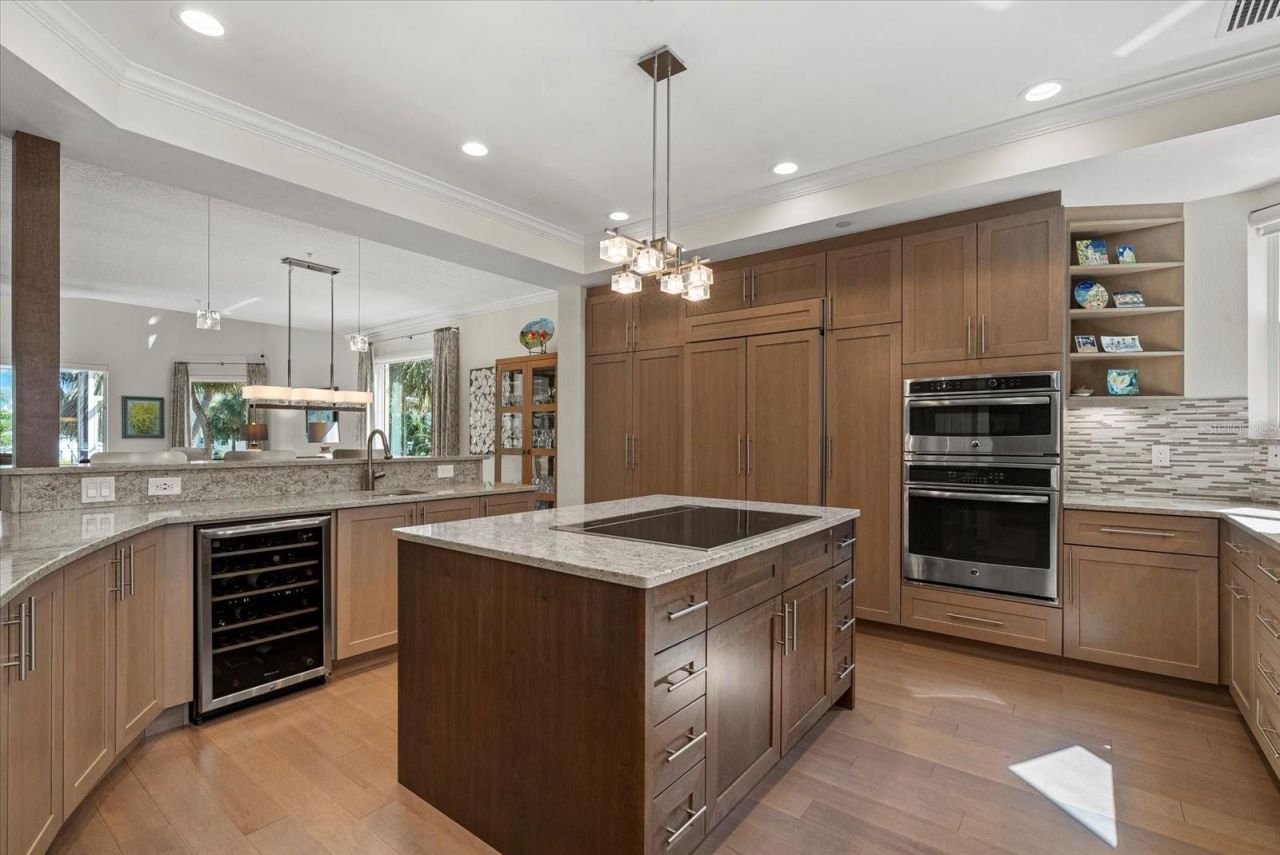 3942 Hamilton Club Circle, Unit 13, Sarasota, FL 34242 Photo