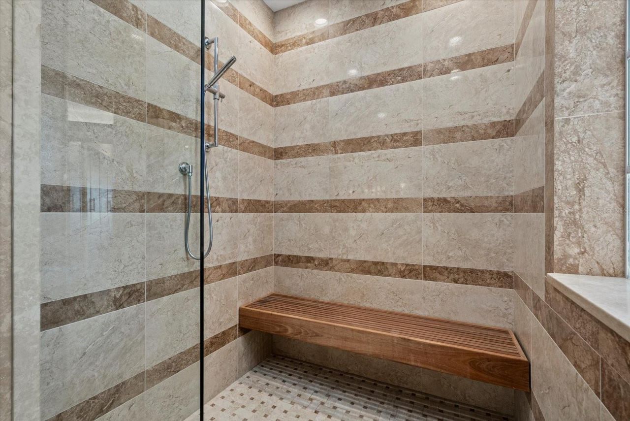 3942 Hamilton Club Circle, Unit 13, Sarasota, FL 34242 Photo