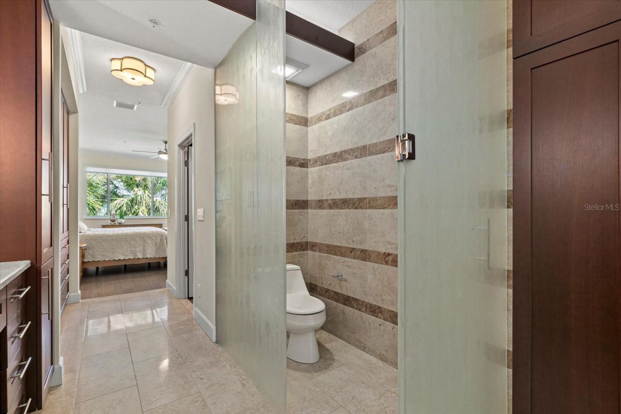 3942 Hamilton Club Circle, Unit 13, Sarasota, FL 34242 Photo