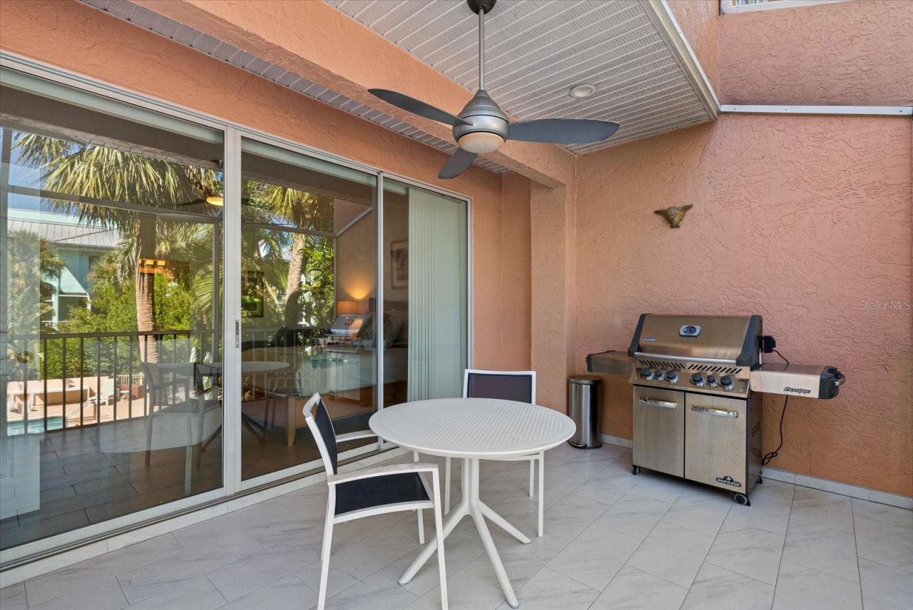 3942 Hamilton Club Circle, Unit 13, Sarasota, FL 34242 Photo