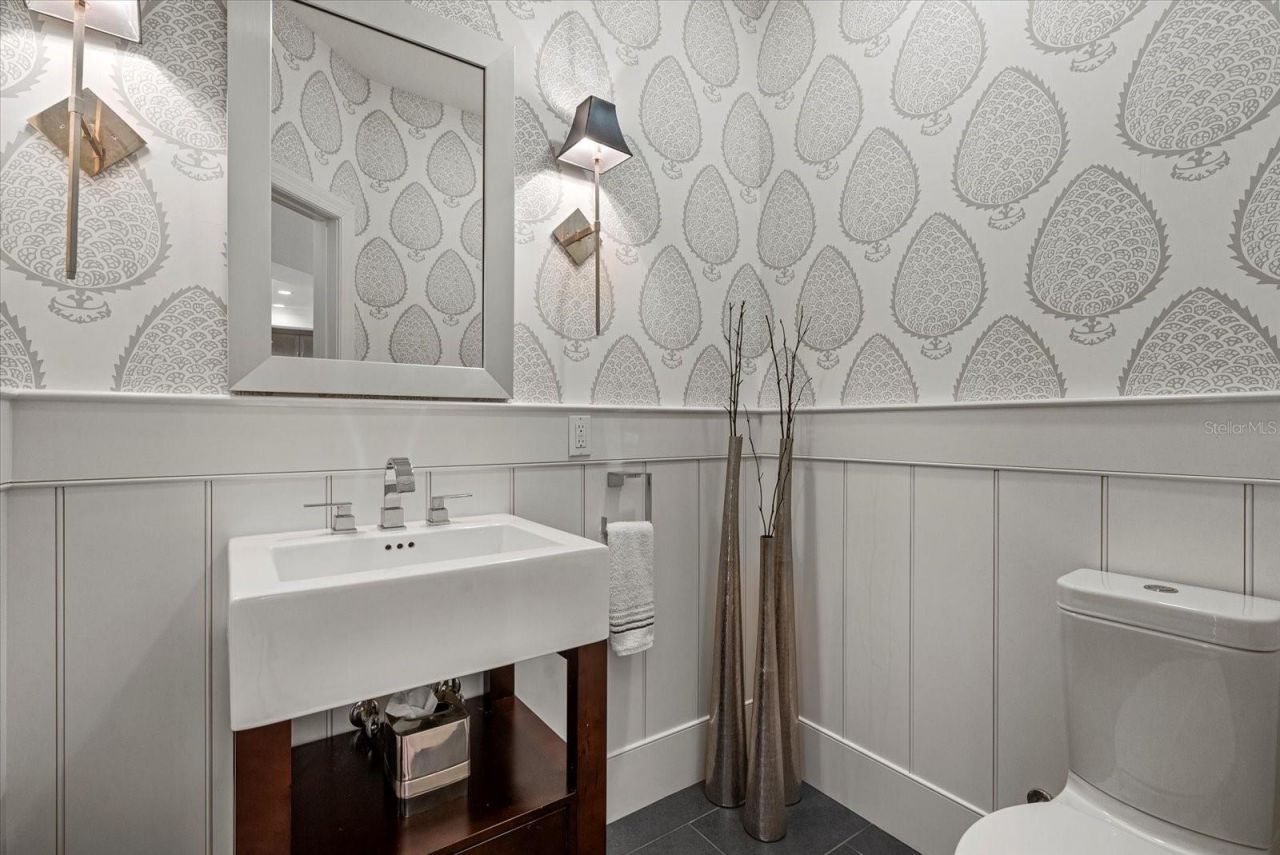 3942 Hamilton Club Circle, Unit 13, Sarasota, FL 34242 Photo