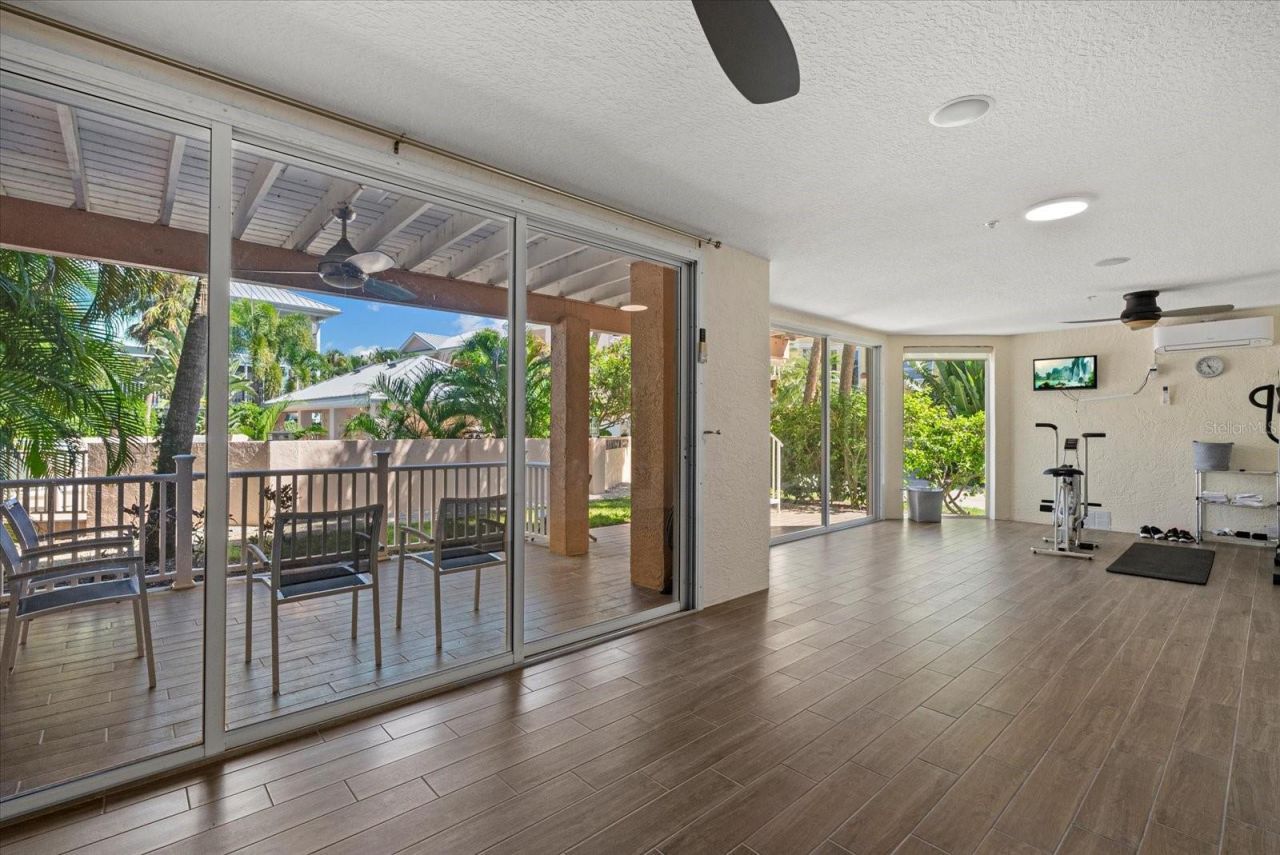 3942 Hamilton Club Circle, Unit 13, Sarasota, FL 34242 Photo