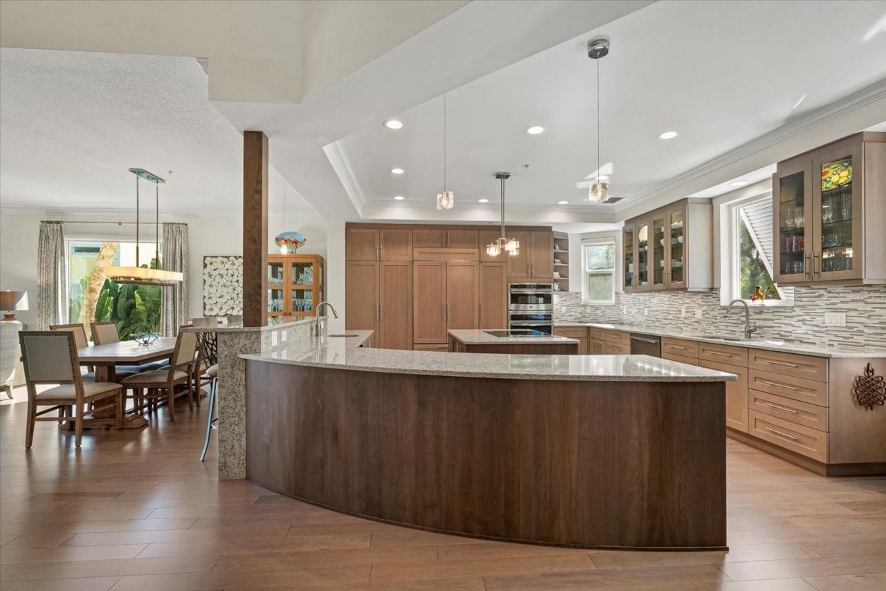 3942 Hamilton Club Circle, Unit 13, Sarasota, FL 34242 Photo