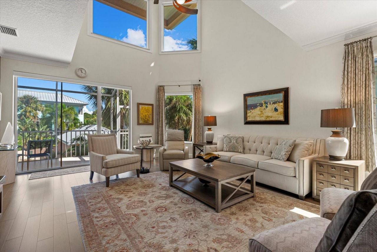 3942 Hamilton Club Circle, Unit 13, Sarasota, FL 34242 Photo