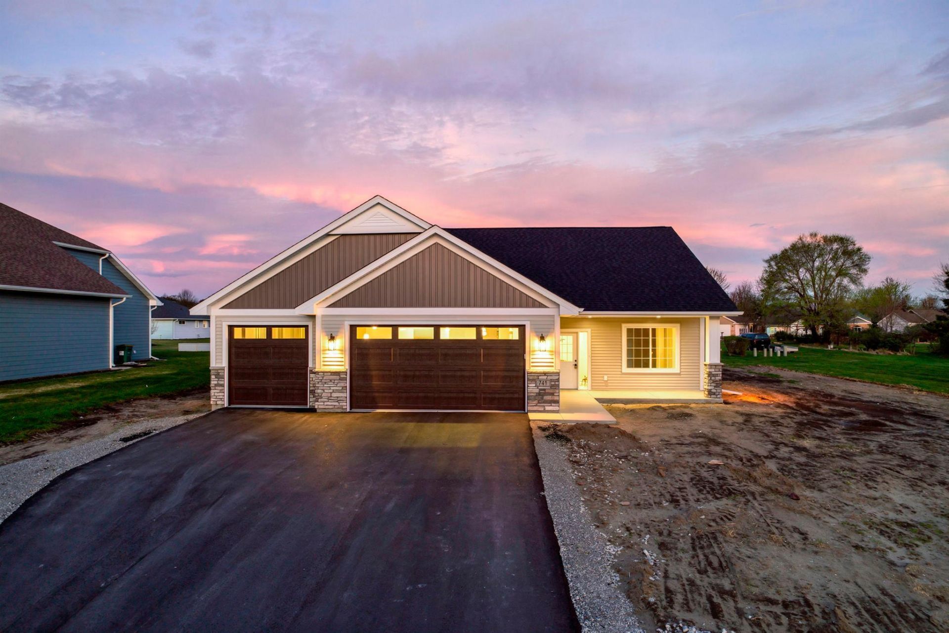 741 St James Circle, Litchfield, MN 55355