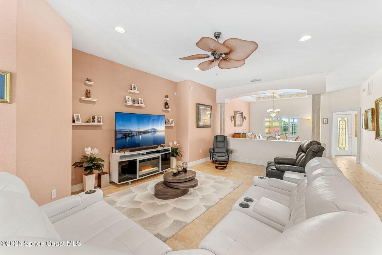 2037 Auburn Lakes Drive, Viera, FL 32955 Photo