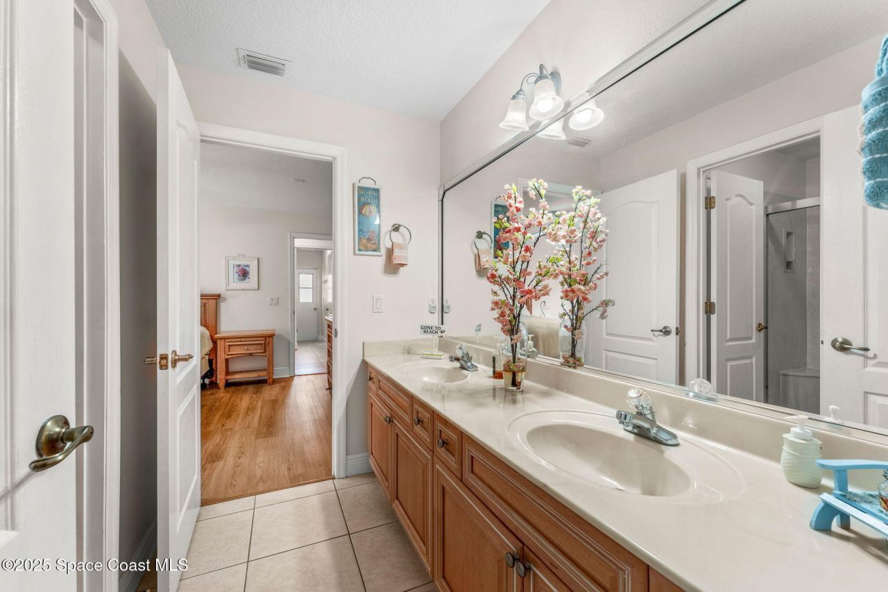 2037 Auburn Lakes Drive, Viera, FL 32955 Photo