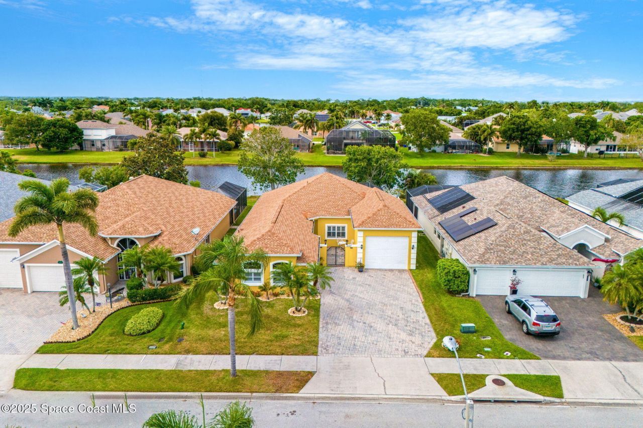 2037 Auburn Lakes Drive, Viera, FL 32955 Photo