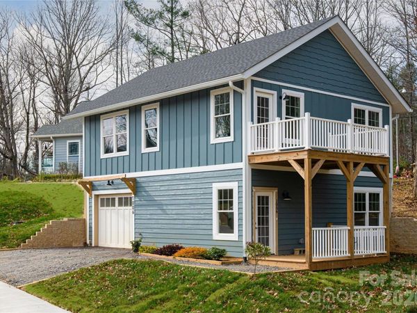 1006 Padgett Place, Black Mountain, NC 28711