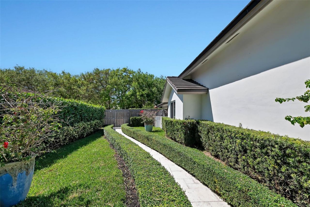 16723 SW 78th Pl, Palmetto Bay, FL 33157 Photo