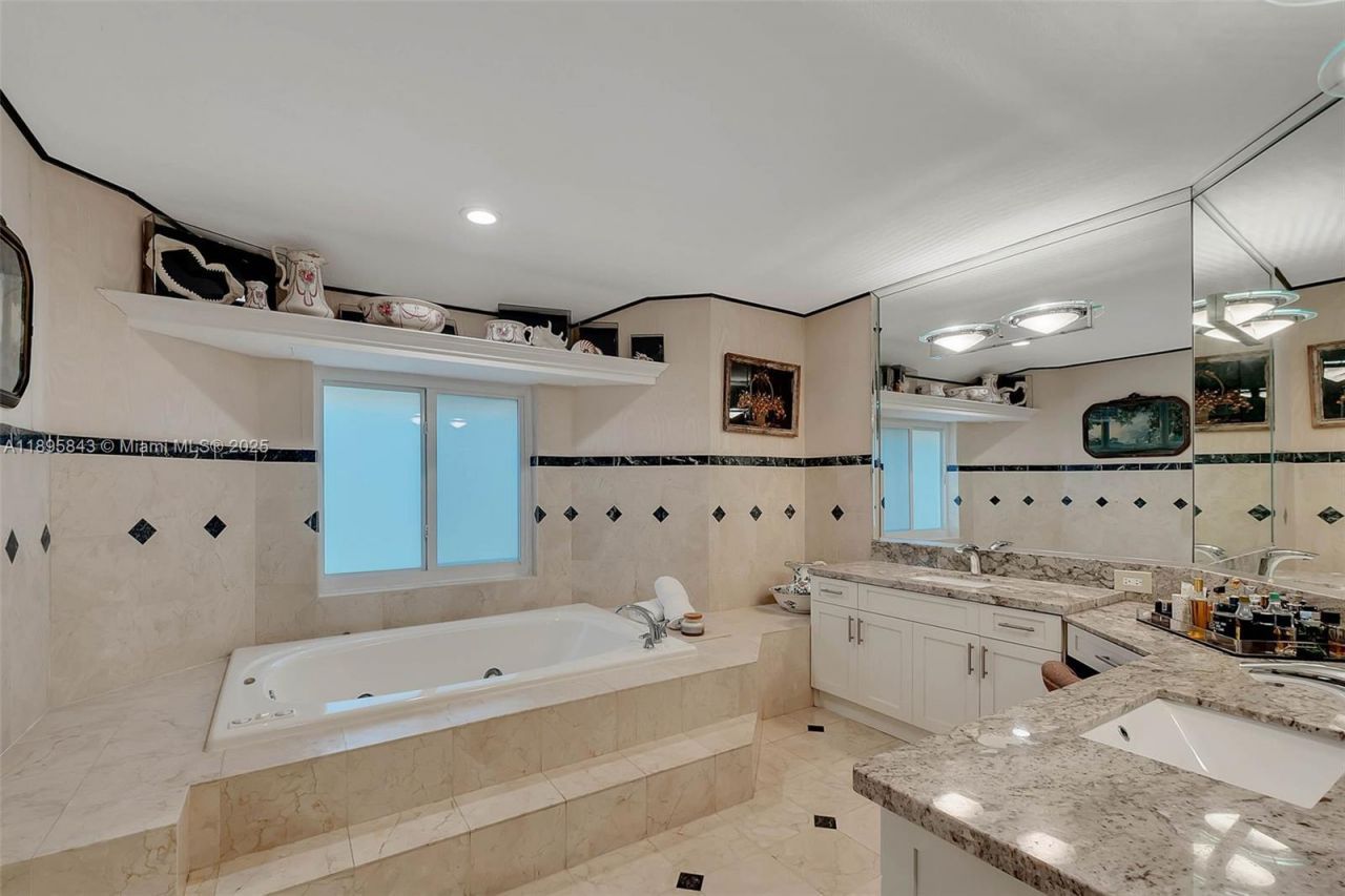 16723 SW 78th Pl, Palmetto Bay, FL 33157 Photo