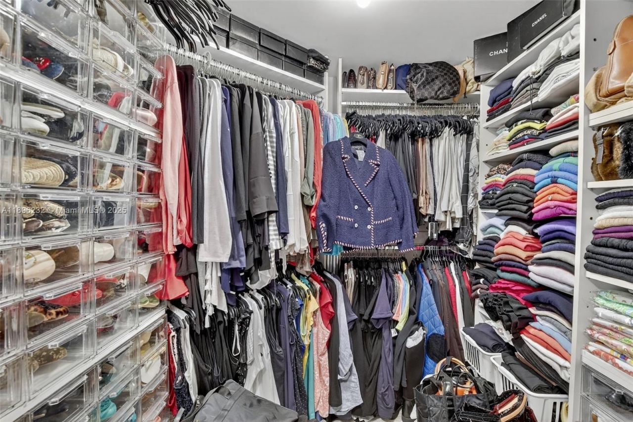 7000 Island Blvd, Unit 903, Aventura, FL 33160 Photo