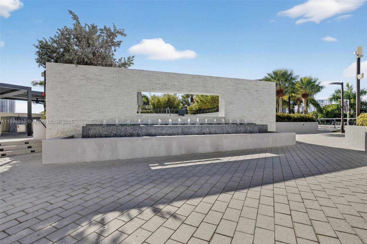 7000 Island Blvd, Unit 903, Aventura, FL 33160 Photo