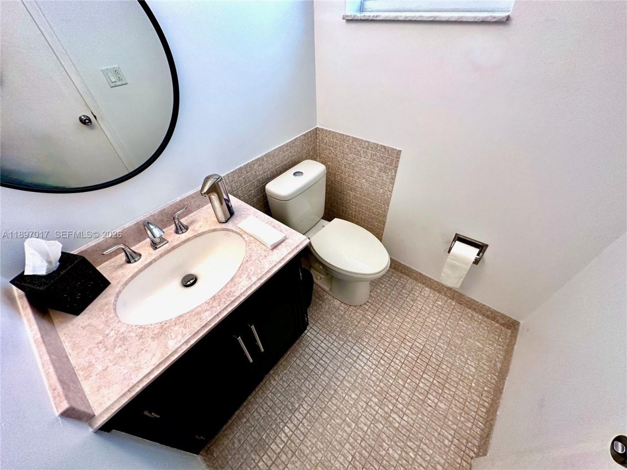 35 Colonial Club Dr, Unit 203, Boynton Beach, FL 33435 Photo