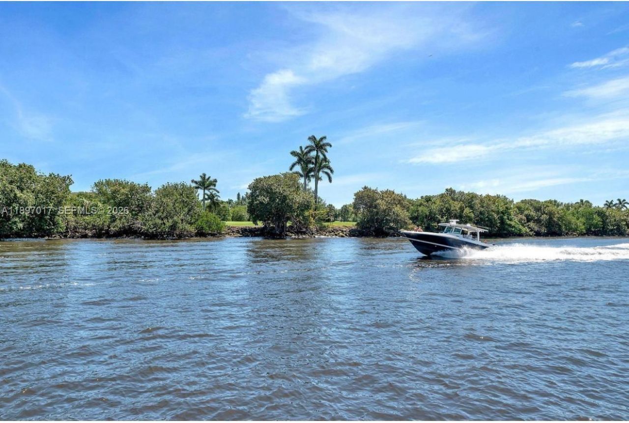 35 Colonial Club Dr, Unit 203, Boynton Beach, FL 33435 Photo