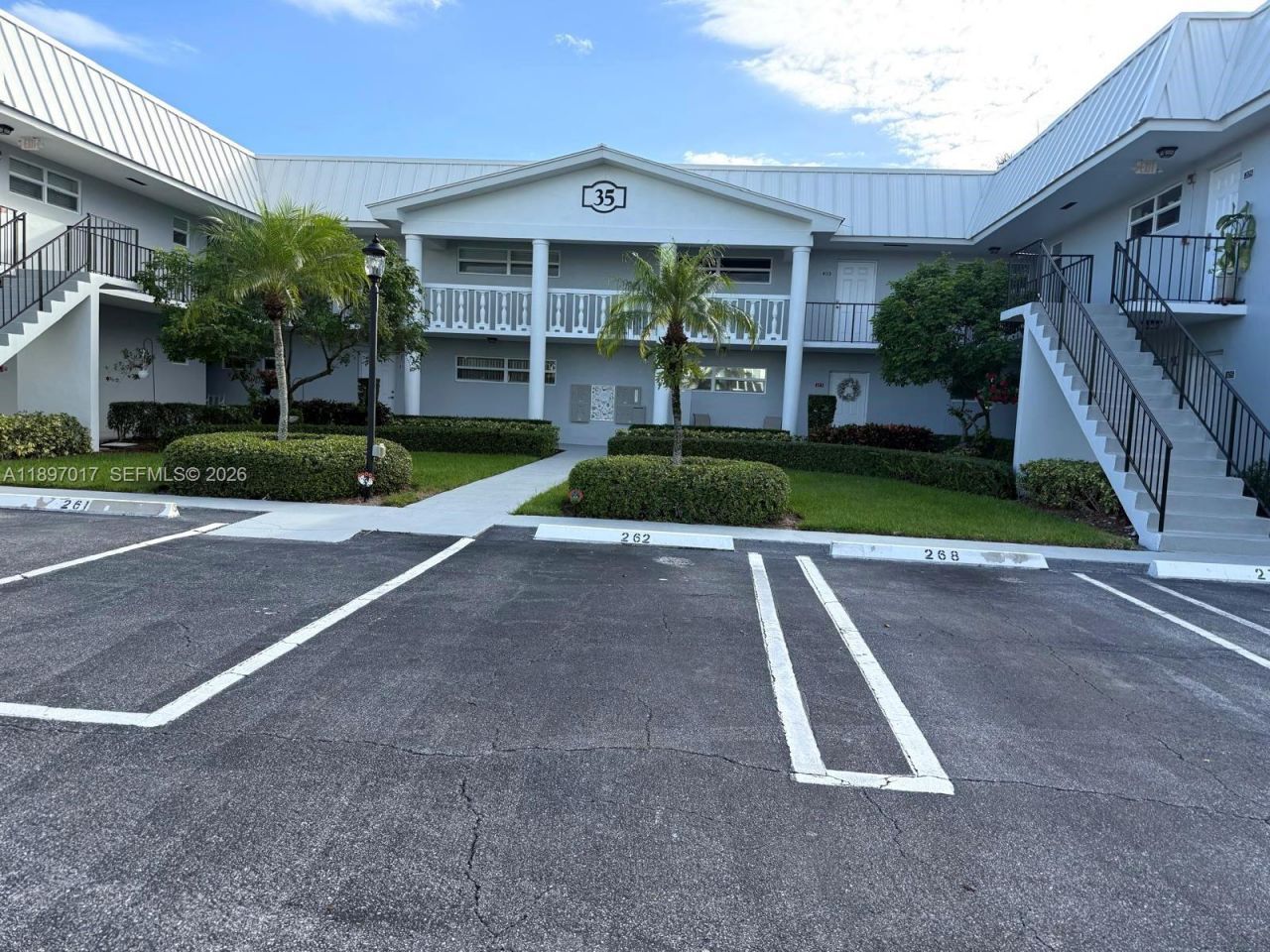 35 Colonial Club Dr, Unit 203, Boynton Beach, FL 33435 Photo