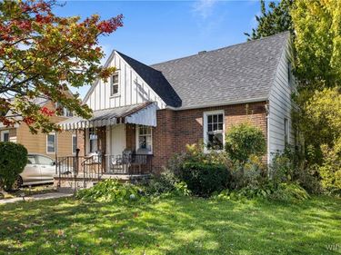 120 Leonard Post Drive, Buffalo, NY 14211