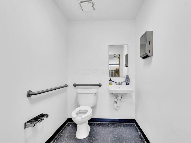 3050 Delta Marine Drive , Reynoldsburg, OH 43068 Photo 14