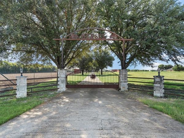 5112 Old Caufield Ranch Road, McGregor, TX 76657