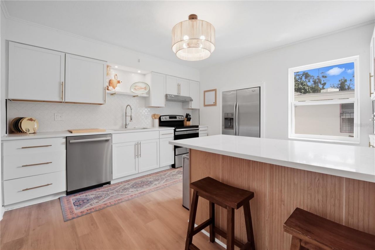 1433 27th Avenue S, Saint Petersburg, FL 33705 Photo