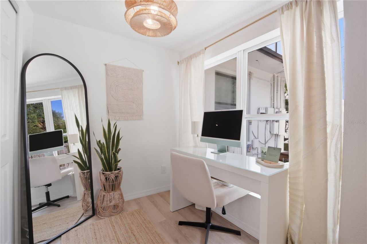 1433 27th Avenue S, Saint Petersburg, FL 33705 Photo