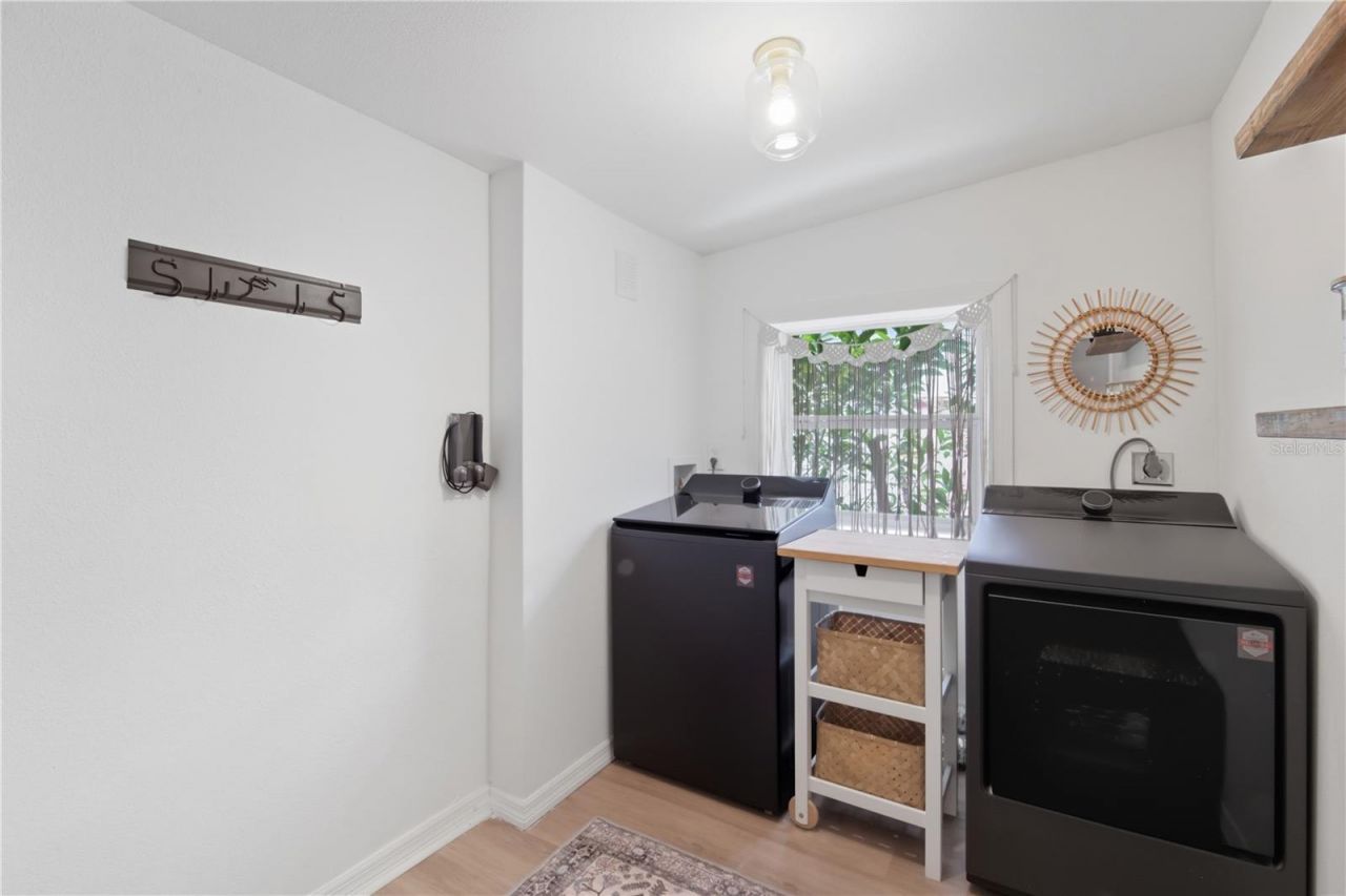 1433 27th Avenue S, Saint Petersburg, FL 33705 Photo