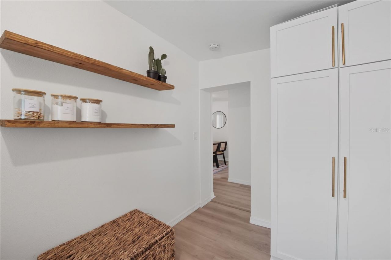 1433 27th Avenue S, Saint Petersburg, FL 33705 Photo