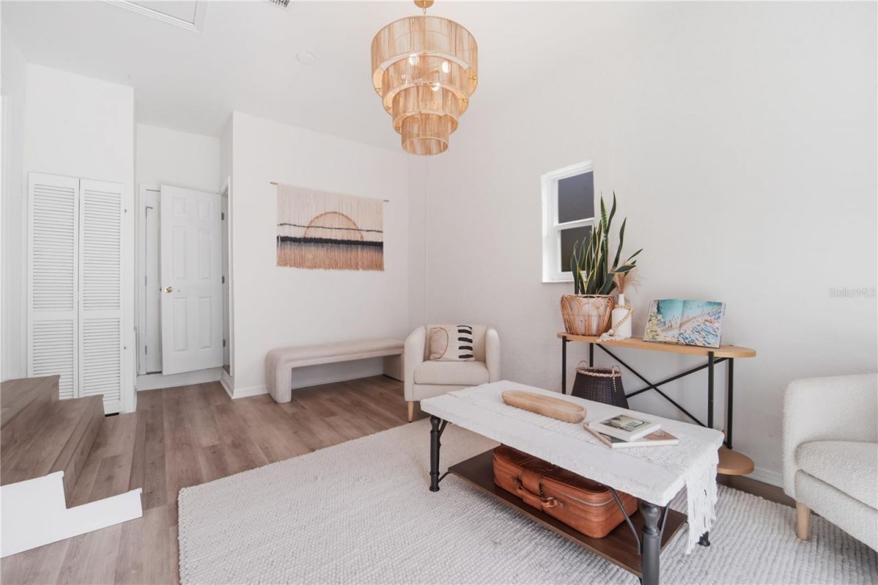 1433 27th Avenue S, Saint Petersburg, FL 33705 Photo