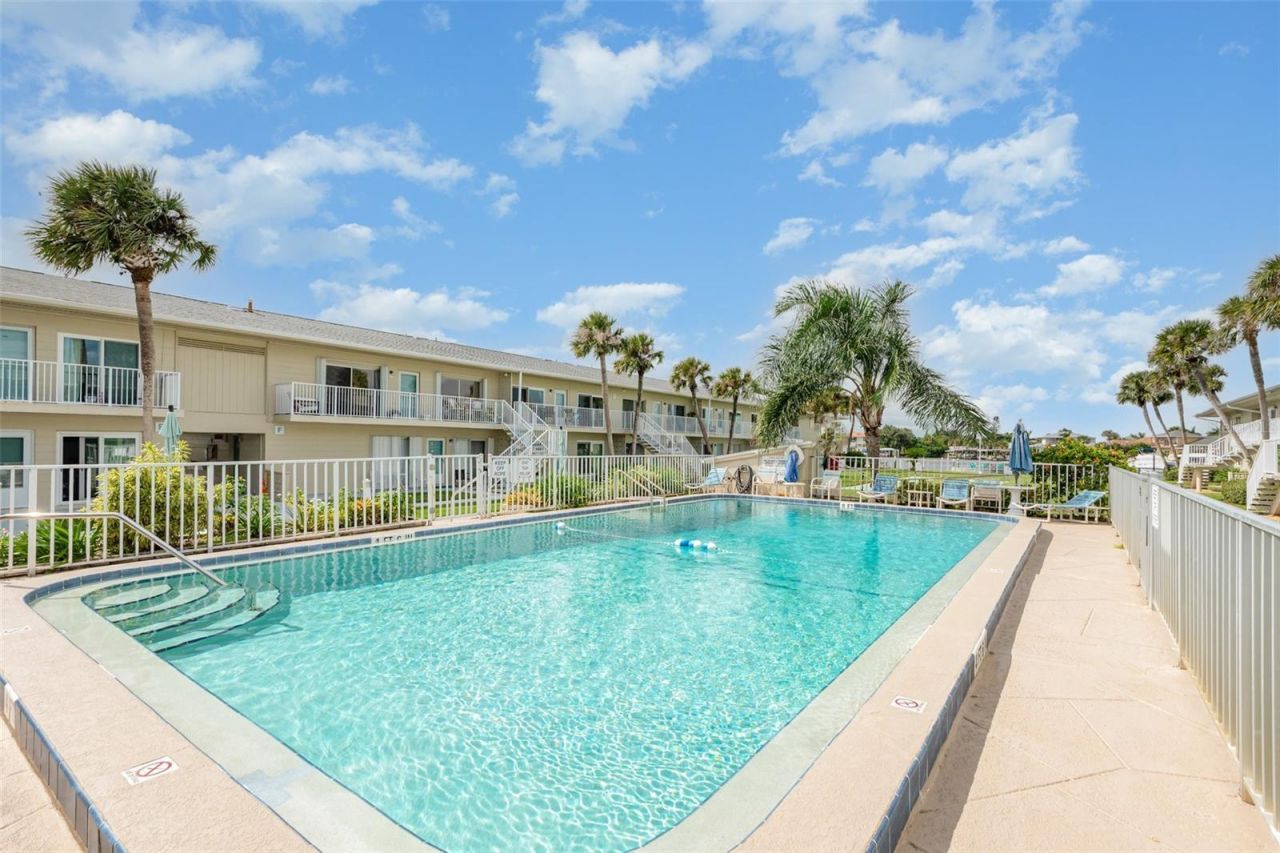 335 N Causeway, Unit D22, New Smyrna Beach, FL 32169 Photo
