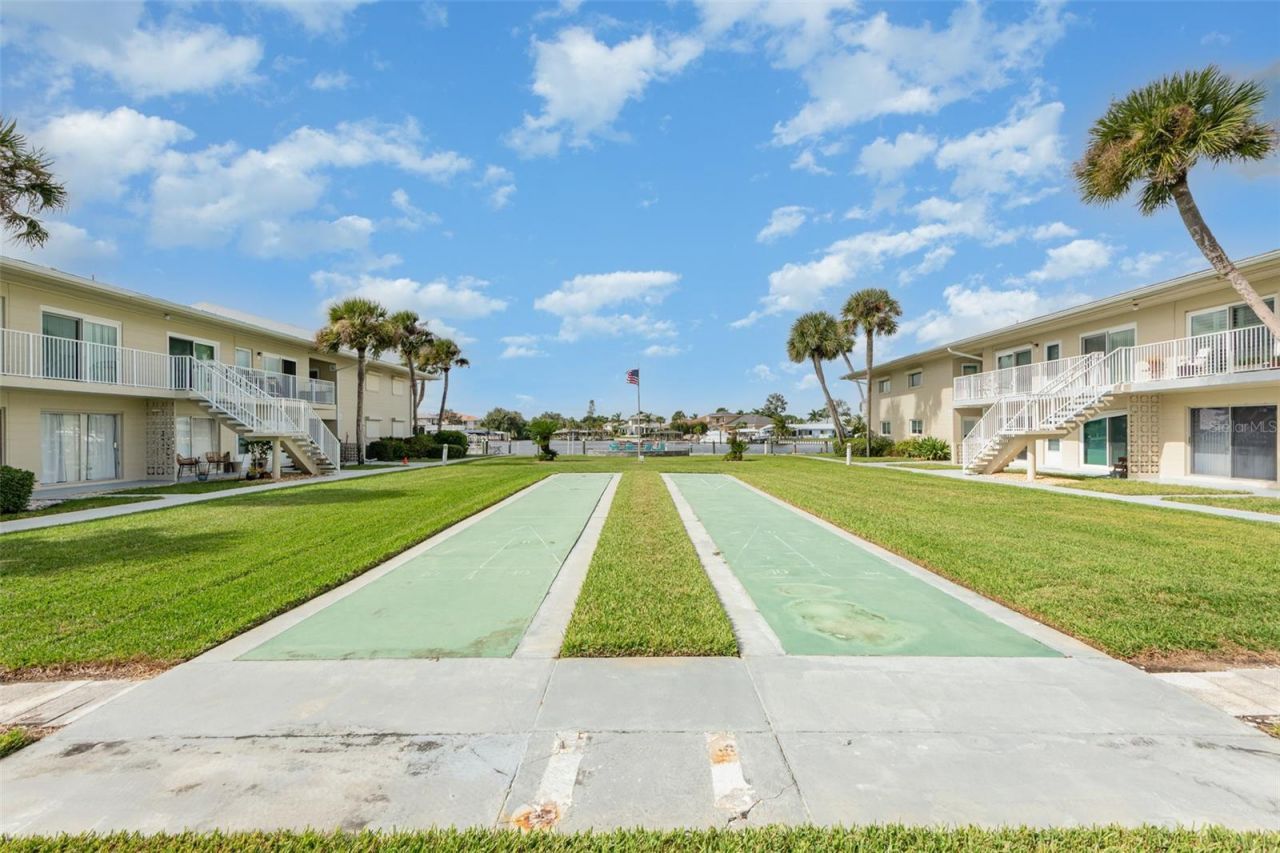 335 N Causeway, Unit D22, New Smyrna Beach, FL 32169 Photo