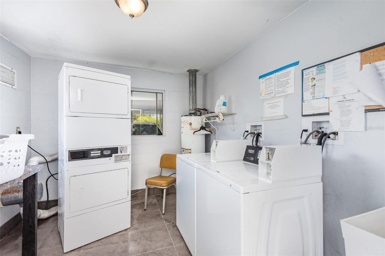 335 N Causeway, Unit D22, New Smyrna Beach, FL 32169 Photo