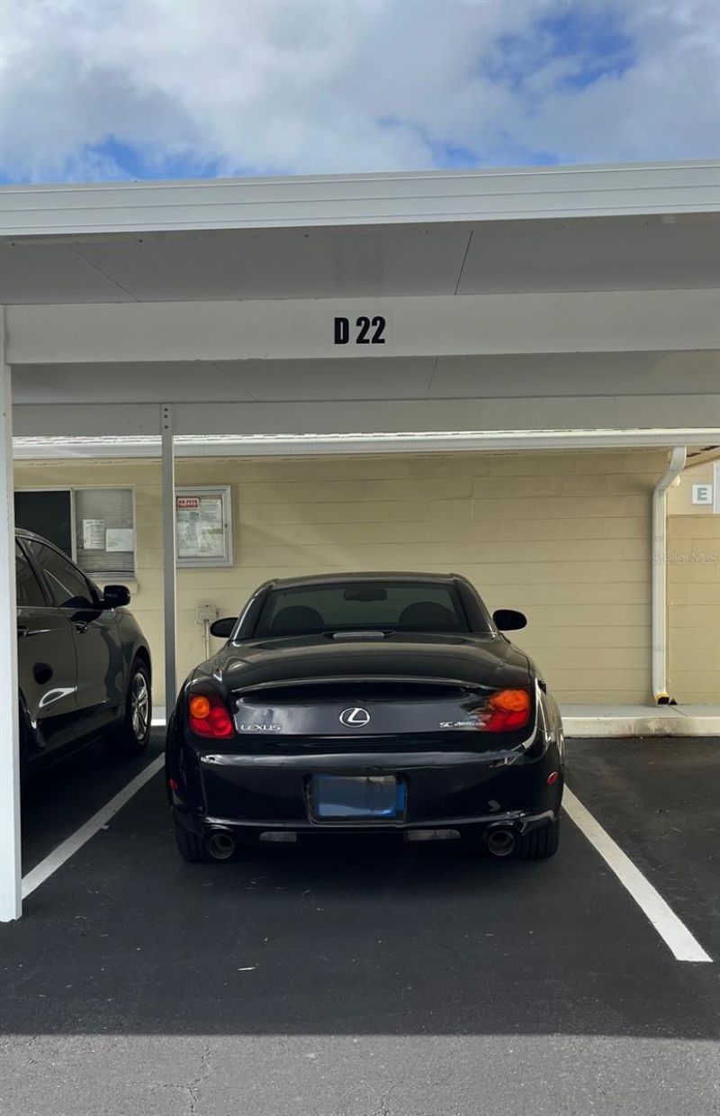 335 N Causeway, Unit D22, New Smyrna Beach, FL 32169 Photo