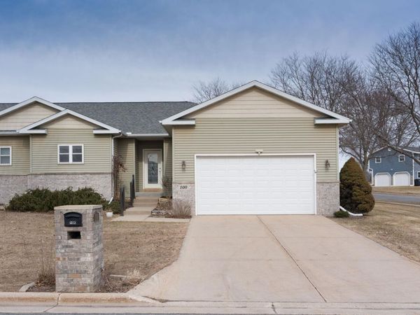 100 Jennifer Circle, Mount Horeb, WI 53572